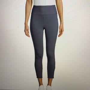 AVIA workout leggings with double pockets